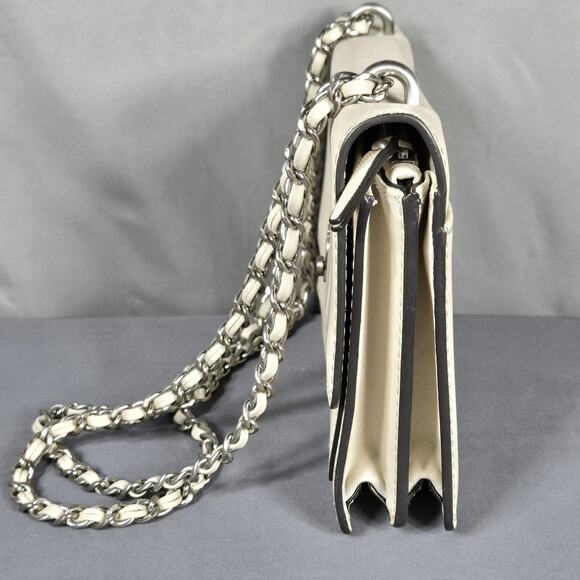 Etienne Aigner Crossbody Bag Womens White Leather Chain Strap Turnlock Flap - Picture 4 of 12